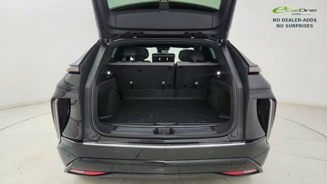 Used 2024 Cadillac Lyriq Tech RWD image 14