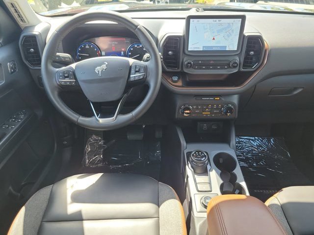 Used 2024 Ford Bronco Sport Outer Banks w/ Tech Package AWD/4WD image 16