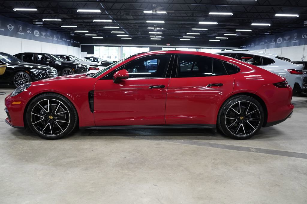 Used 2020 Porsche Panamera RWD image 2