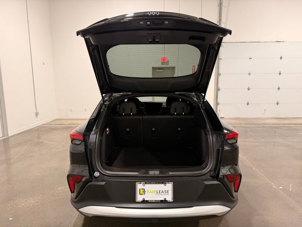 Used 2024 Buick Envista Preferred w/ Convenience I Package FWD image 9