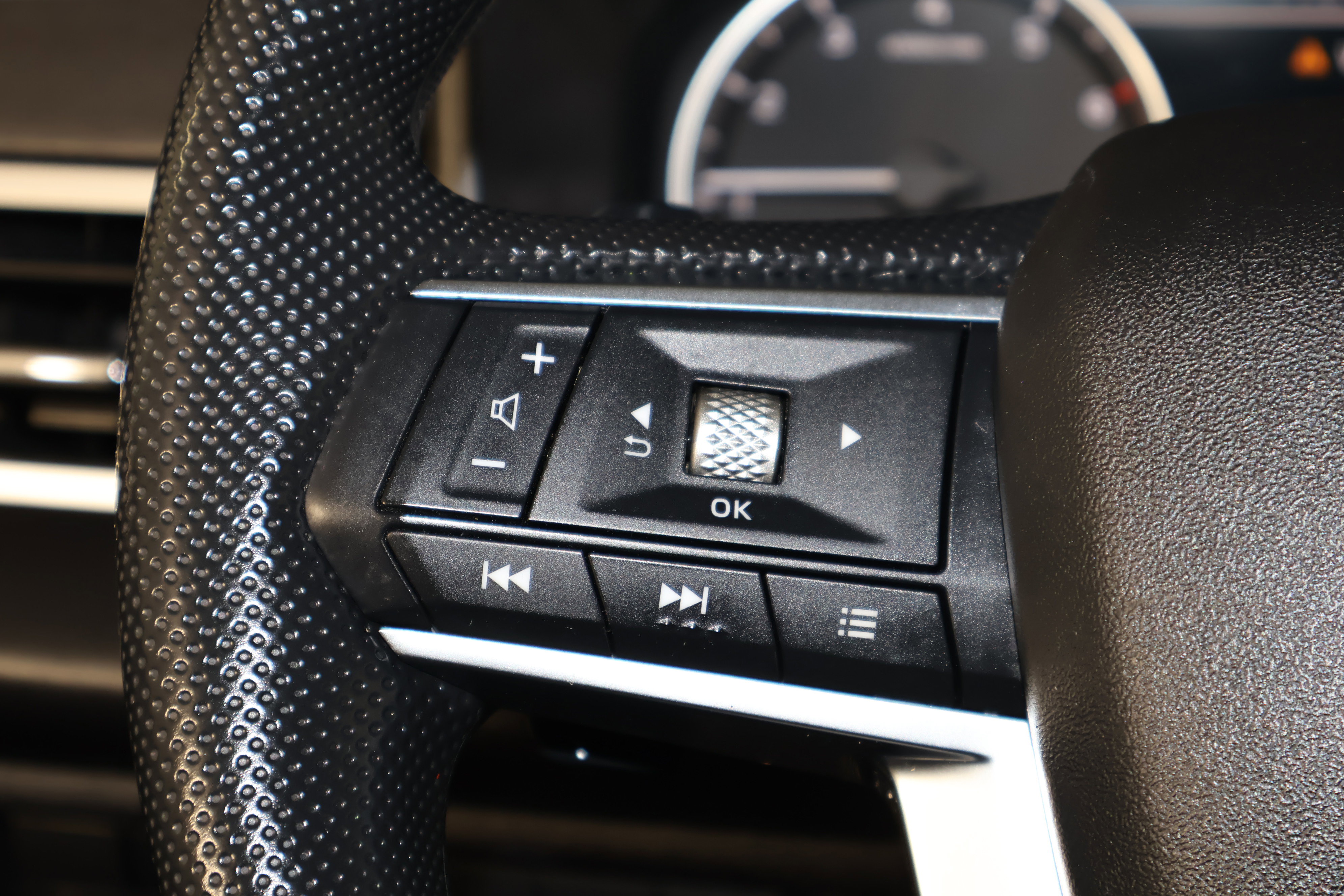 Used 2023 Mitsubishi Outlander ES AWD/4WD image 20