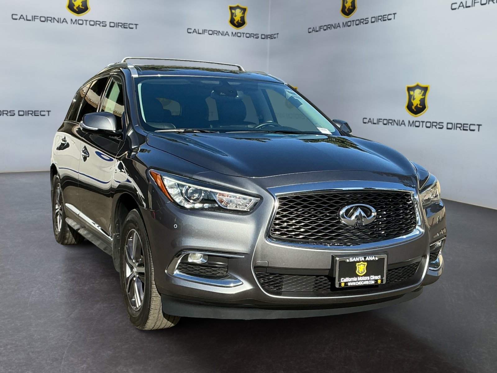 Used 2019 INFINITI QX60 Luxe w/ Essential Package image 3