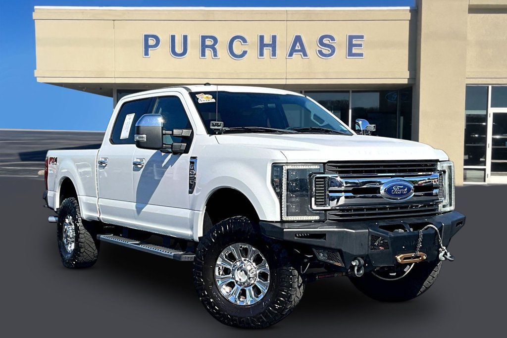 Used 2017 Ford F250 XLT w/ XLT Premium Package AWD/4WD image 1
