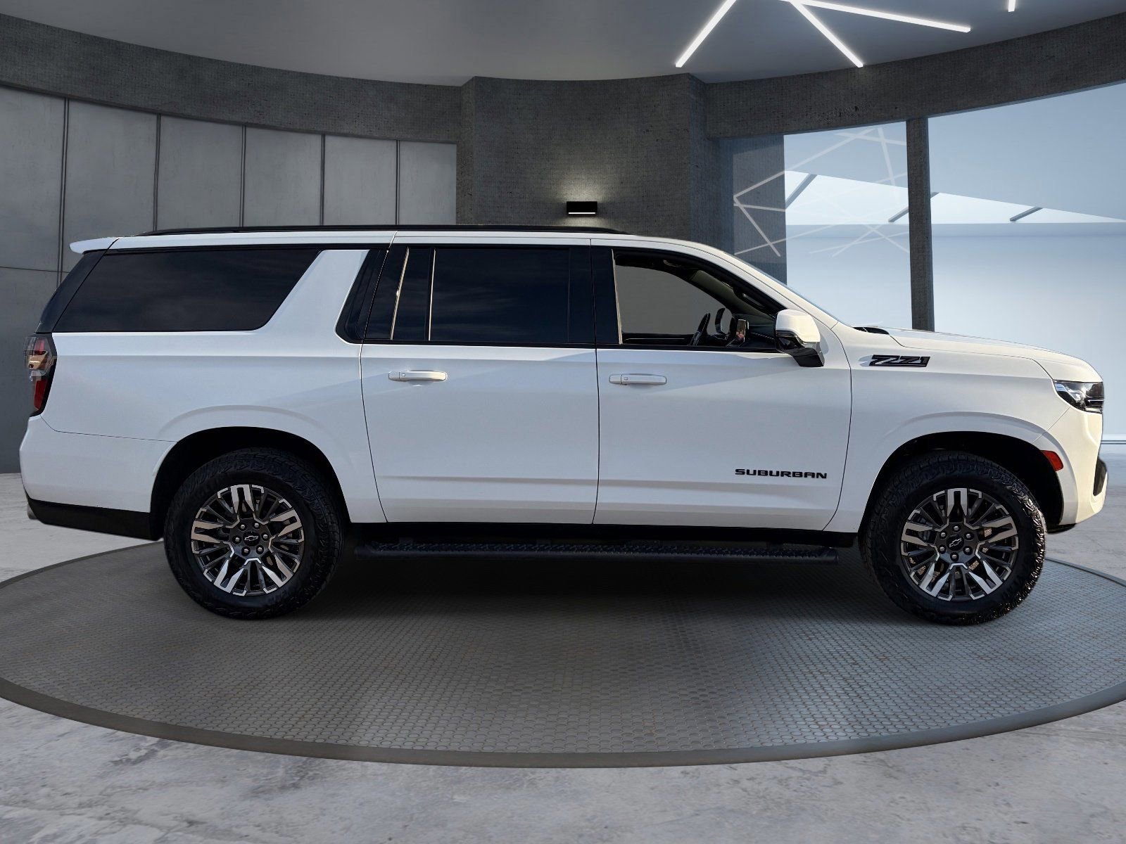 Certified 2023 Chevrolet Suburban Z71 w/ Z71 Off-Road Package AWD/4WD image 7