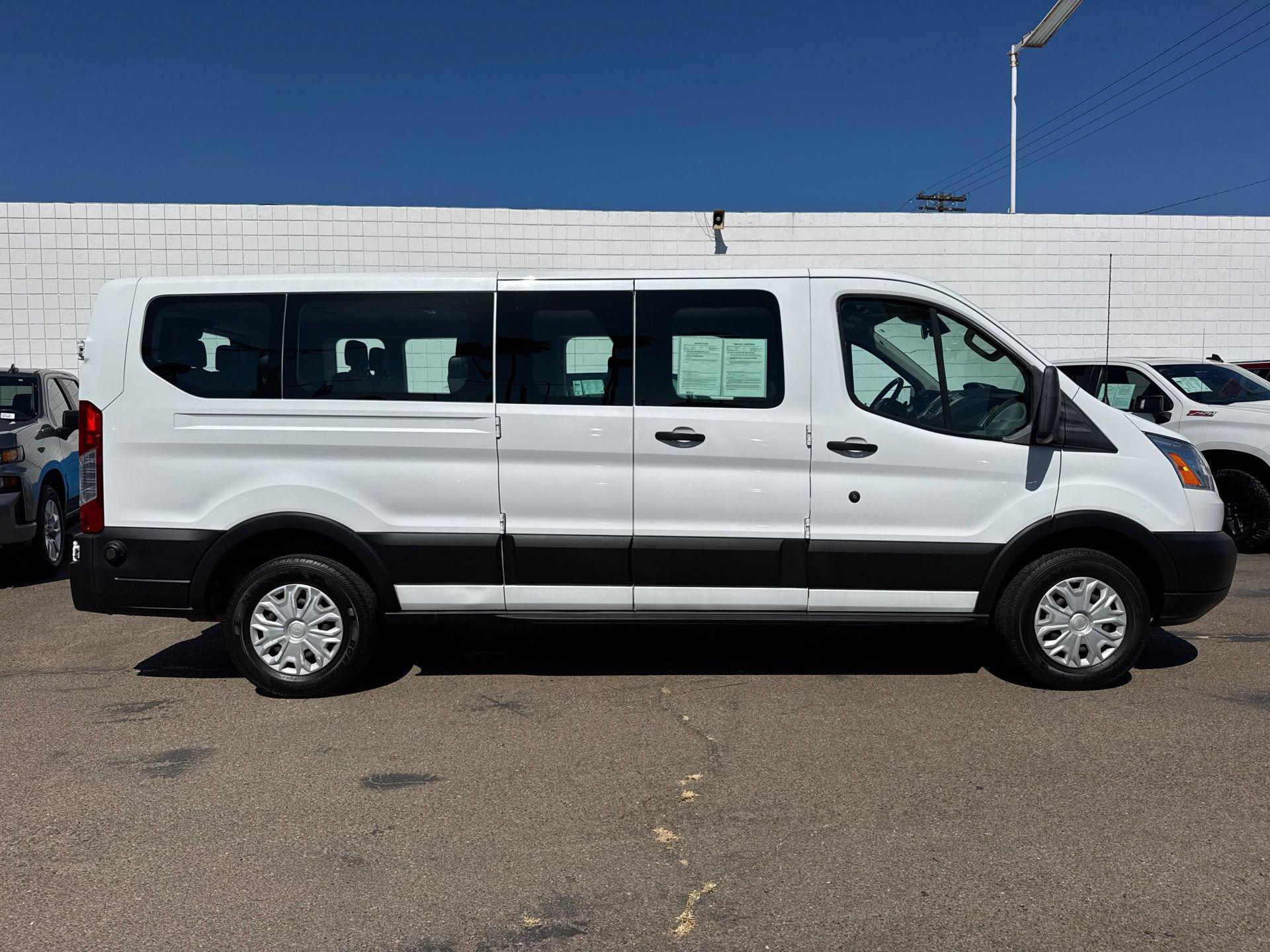 Used 2019 Ford Transit 350 XLT RWD image 6
