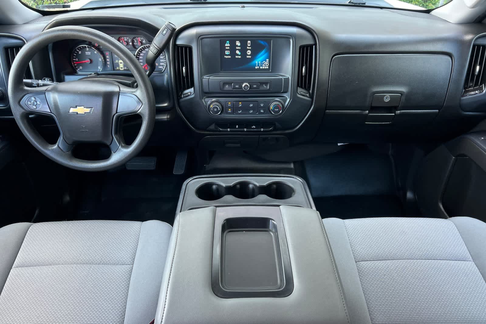 Used 2018 Chevrolet Silverado 1500 Custom w/ Trailering Package RWD image 3