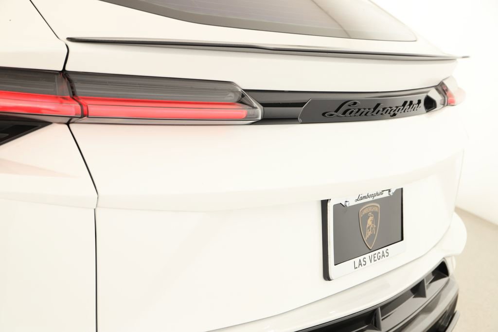 Used 2023 Lamborghini Urus Performante image 40