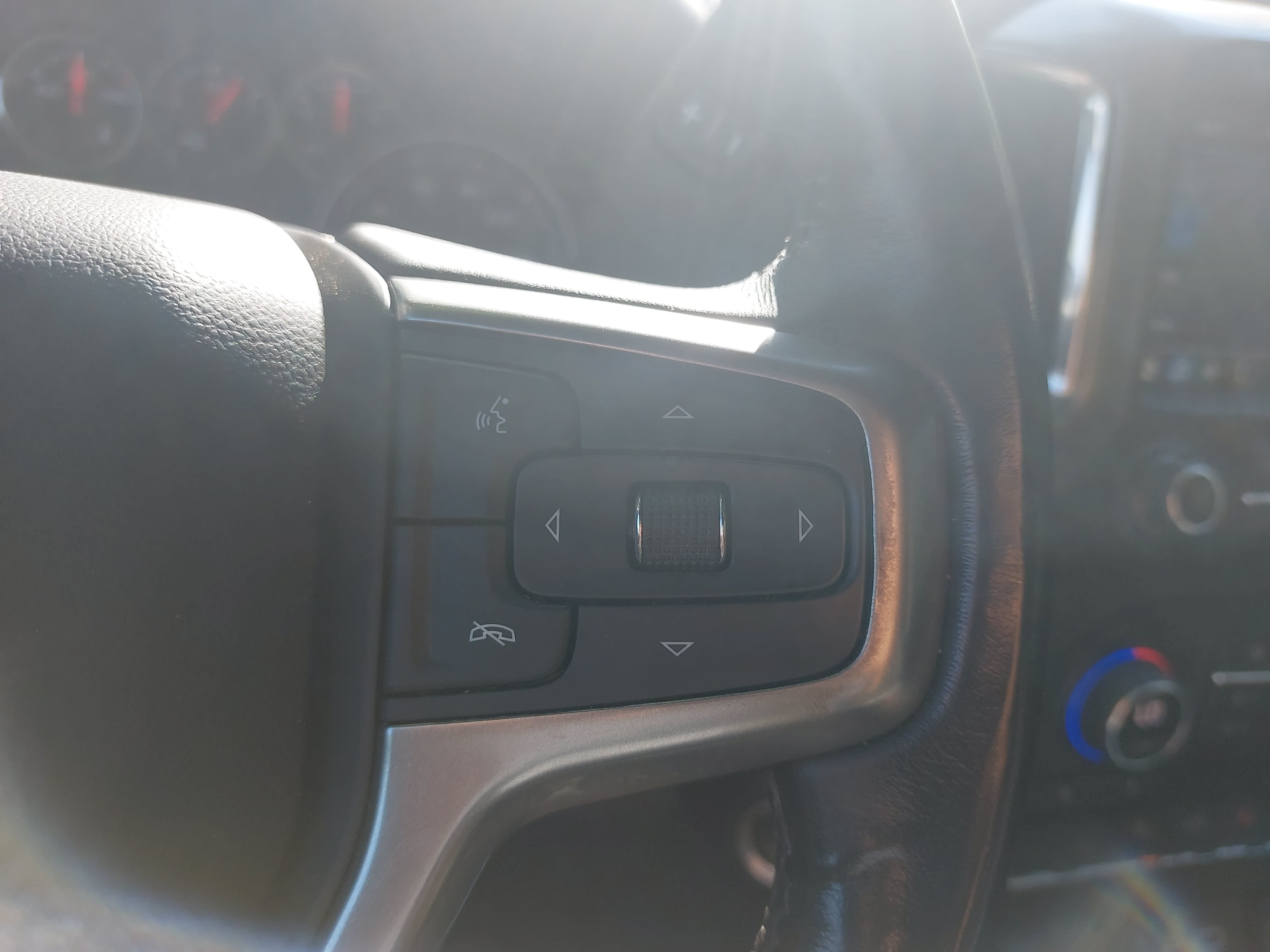 Used 2021 Chevrolet Silverado 1500 RST AWD/4WD image 17