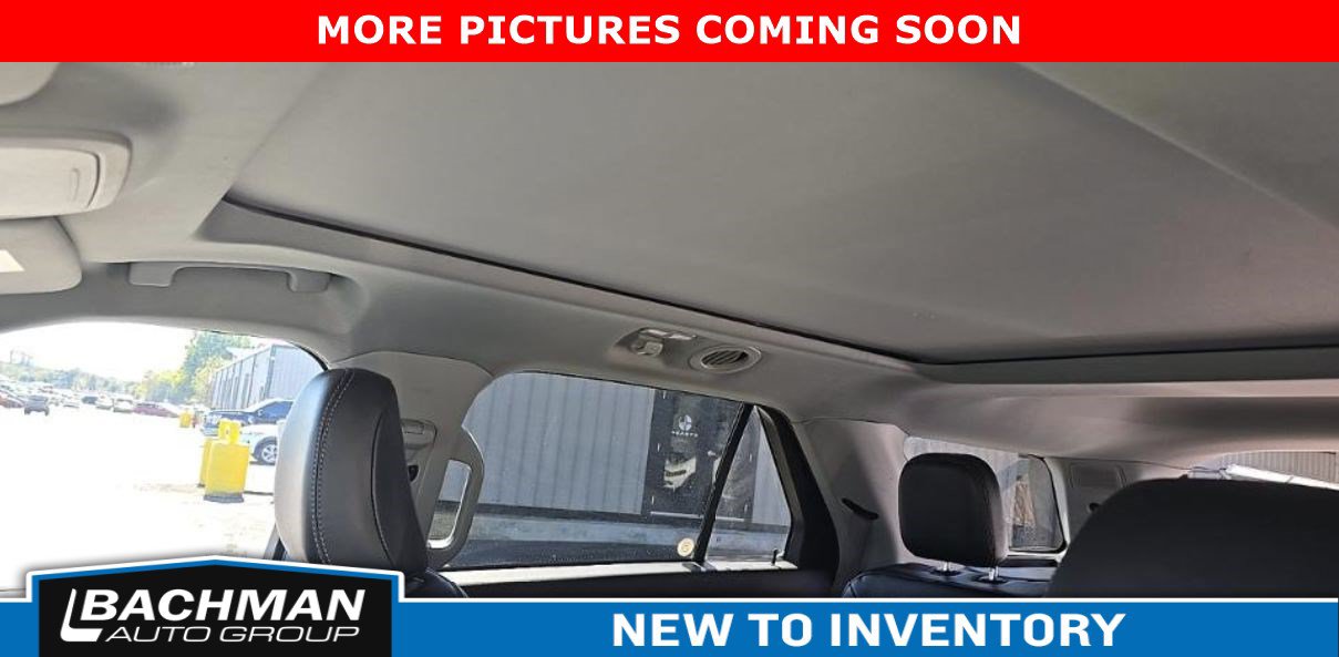 Used 2023 Ford Explorer XLT w/ Equipment Group 202A AWD/4WD image 4
