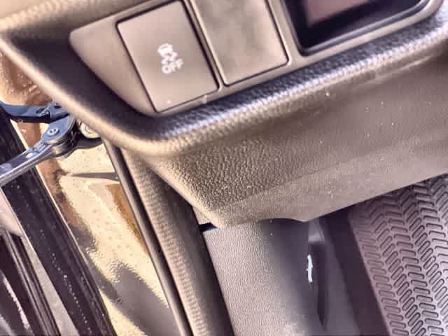 Certified 2026 Honda HR-V LX image 29