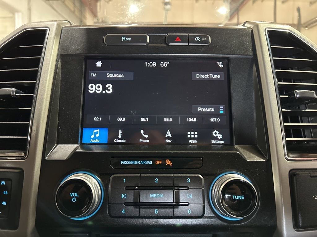 Used 2018 Ford F150 Lariat w/ Equipment Group 502A Luxury image 34