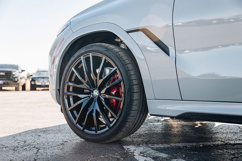 Used 2025 BMW X6 M60i image 29