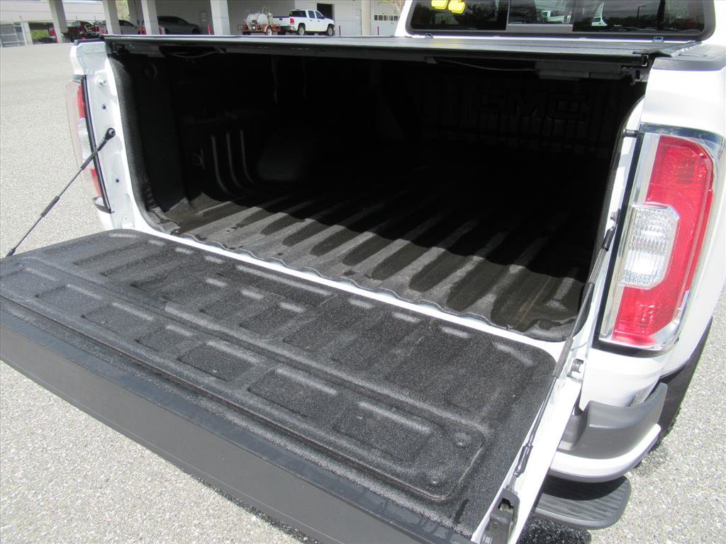 Used 2022 GMC Canyon AT4 image 30