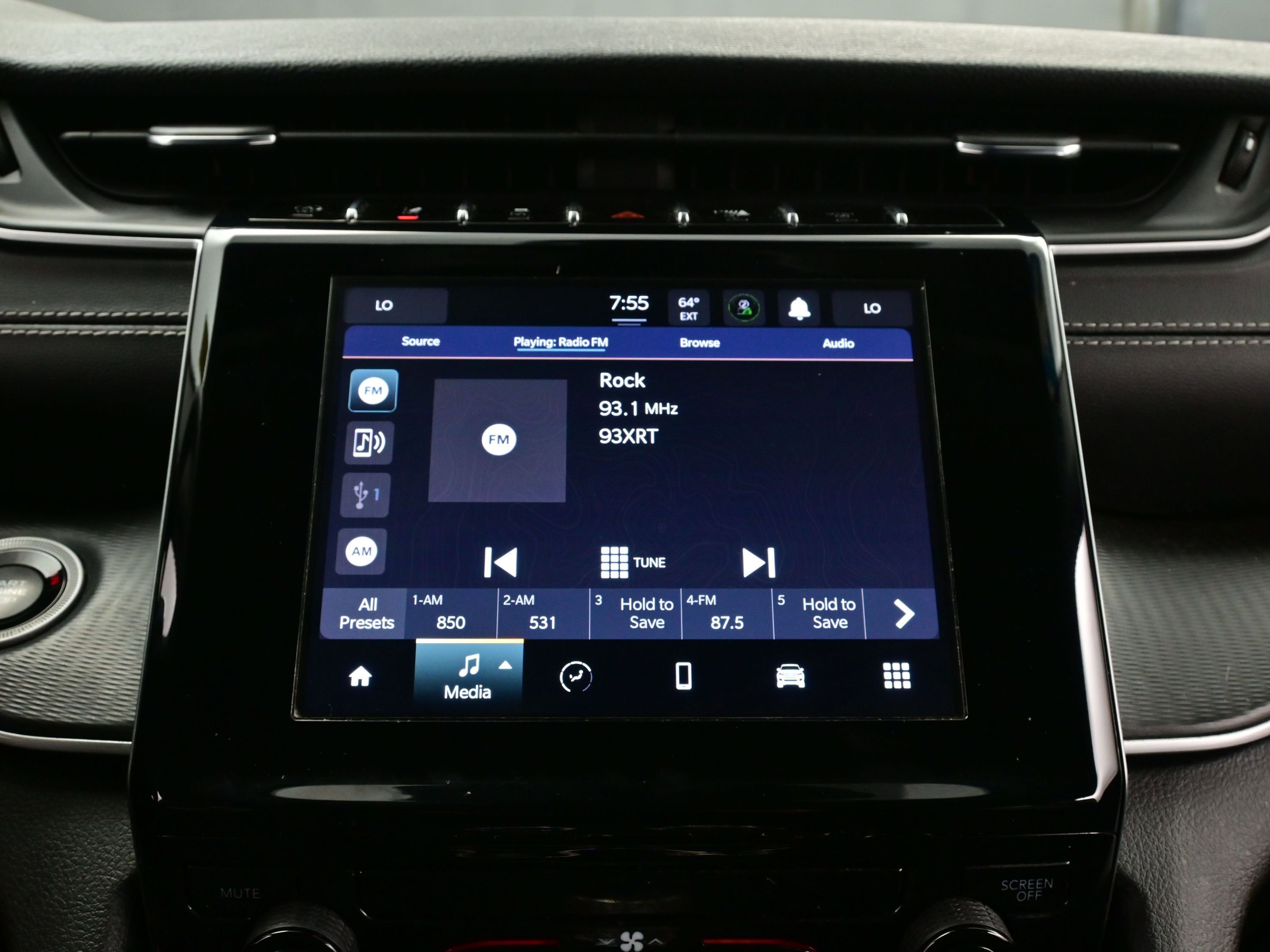 Used 2023 Jeep Grand Cherokee L Laredo image 22