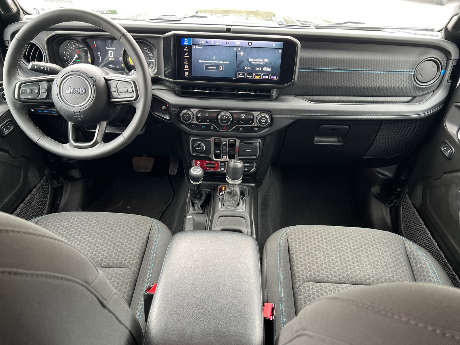 Used 2025 Jeep Wrangler Unlimited Rubicon 4xe w/ Convenience Group image 22