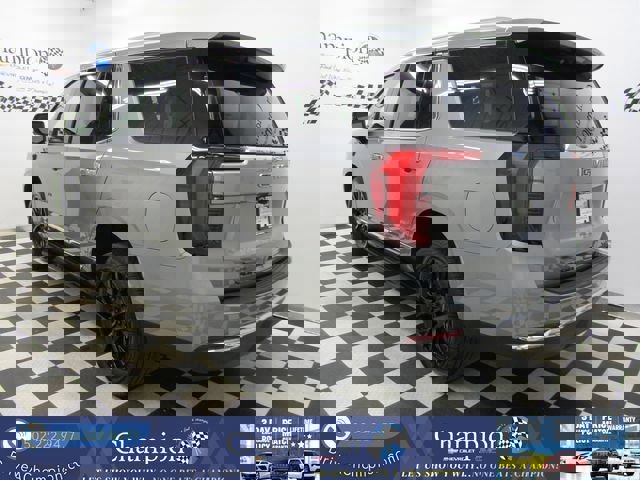 Used 2025 GMC Yukon Elevation w/ LPO, Yukon Black Package image 11