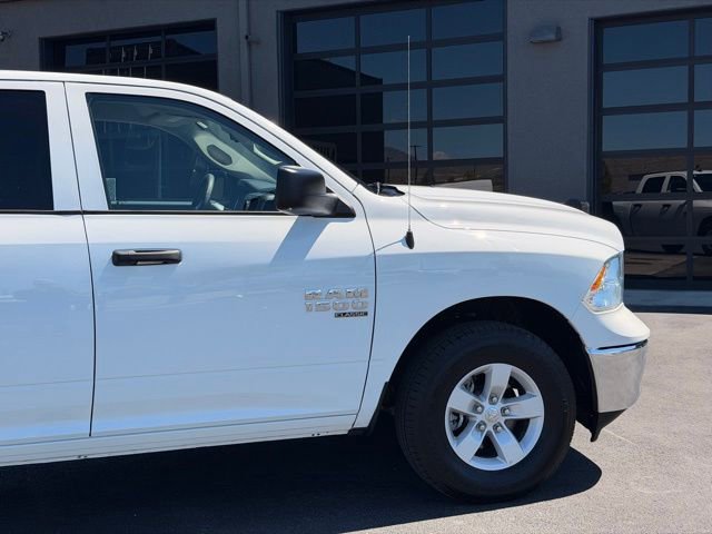 Used 2023 RAM 1500 Classic SLT w/ Electronics Group AWD/4WD image 3