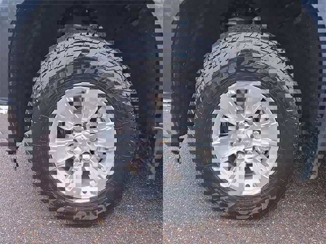 Used 2022 Chevrolet Silverado 1500 LT image 9