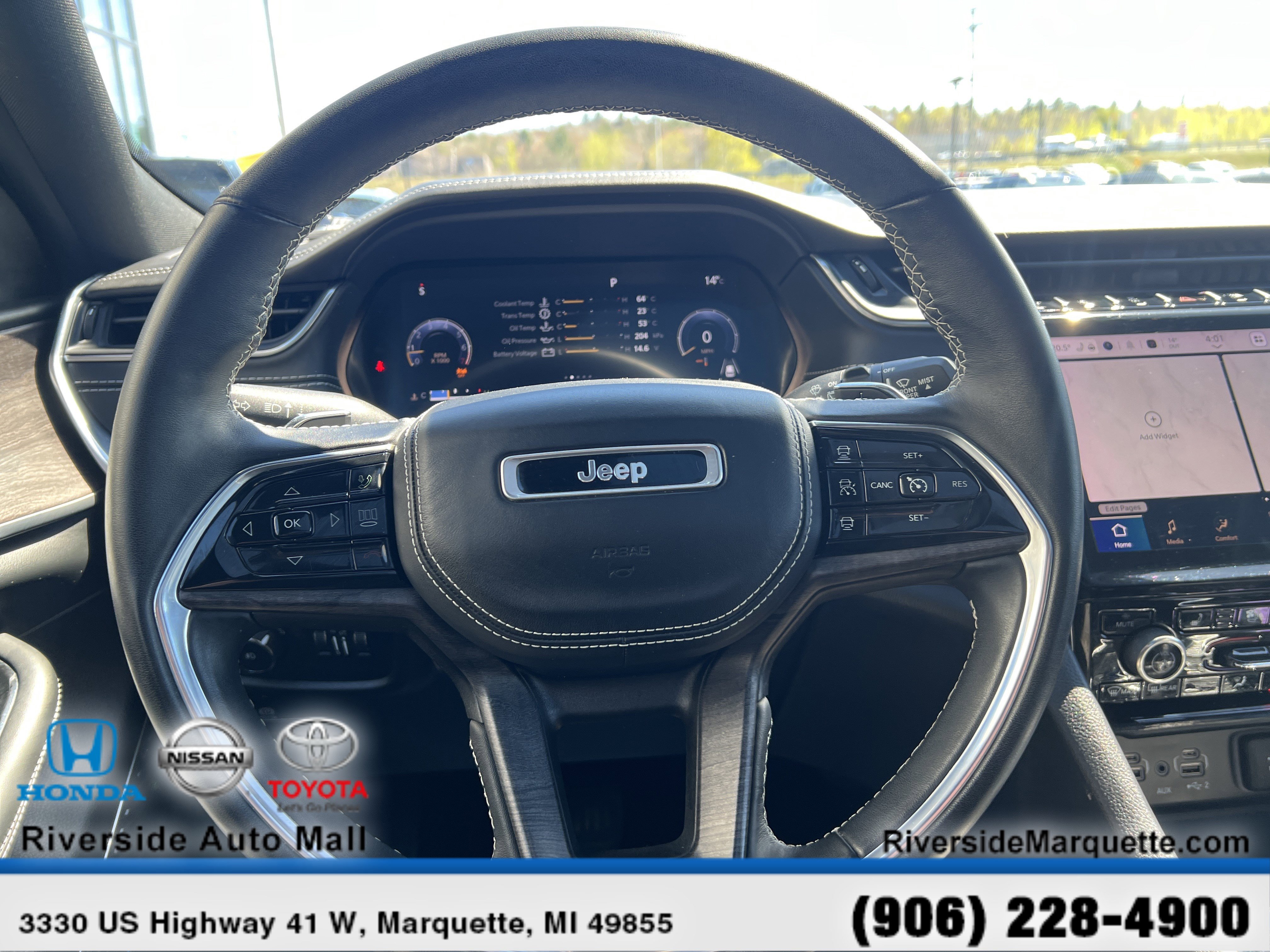 Used 2022 Jeep Grand Cherokee L Overland w/ Luxury Tech Group IV AWD/4WD image 21