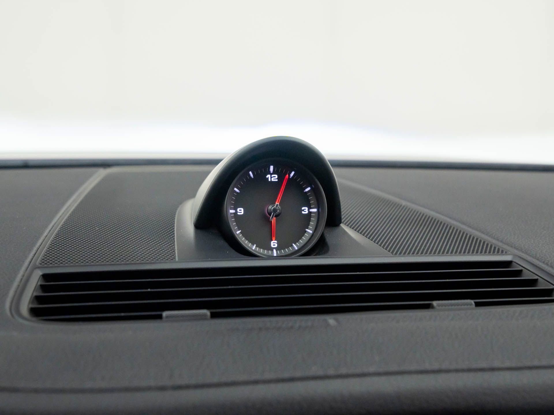 Used 2022 Porsche Panamera 4S image 28