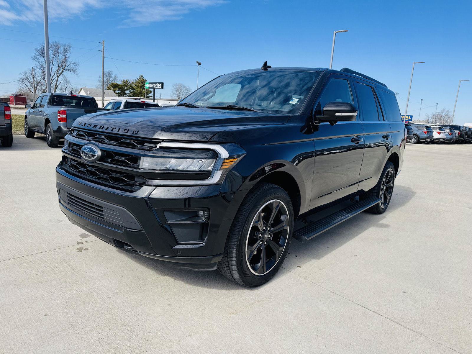 Used 2023 Ford Expedition Limited AWD/4WD image 48