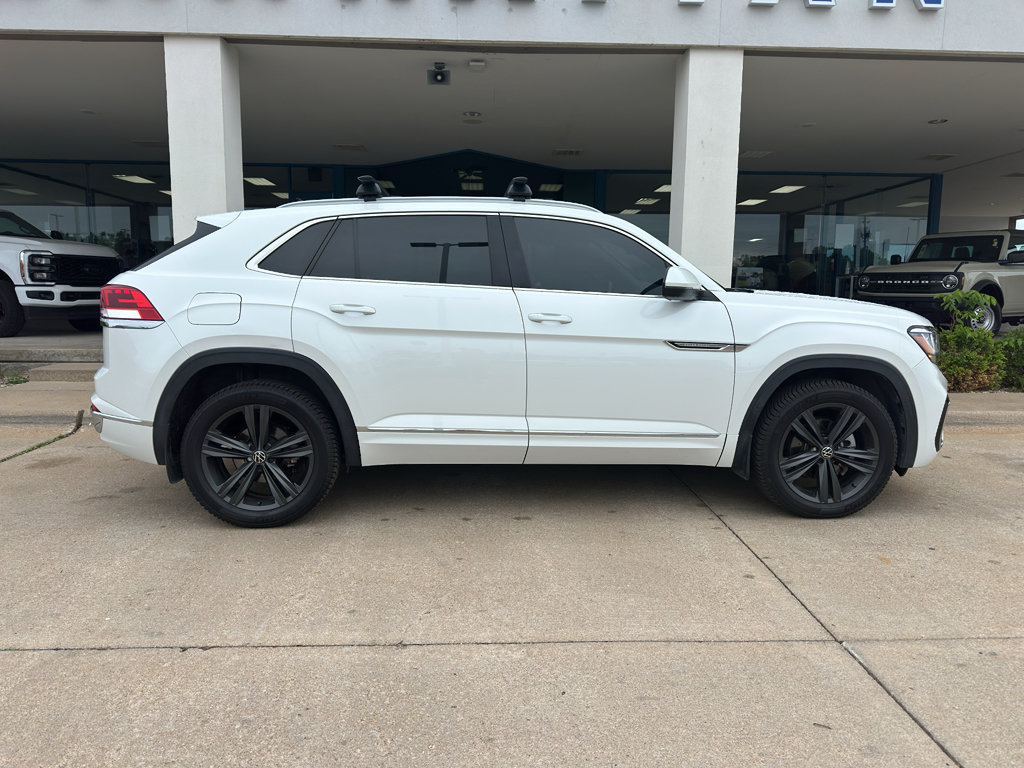 Used 2022 Volkswagen Atlas Cross Sport SEL R-Line AWD/4WD image 7