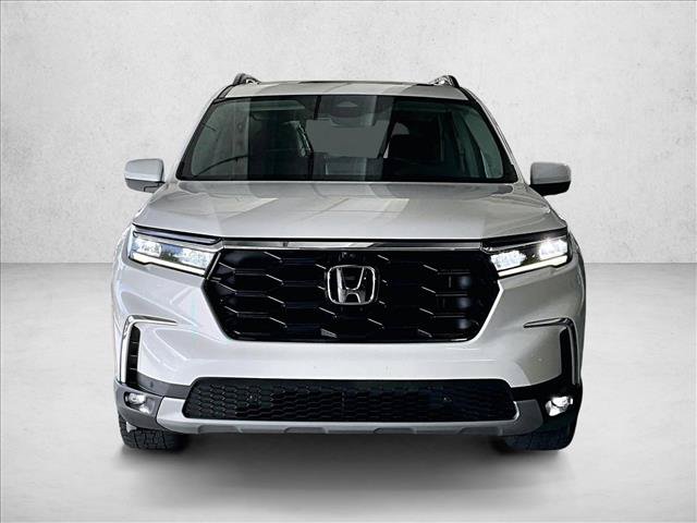Used 2023 Honda Pilot Elite image 3