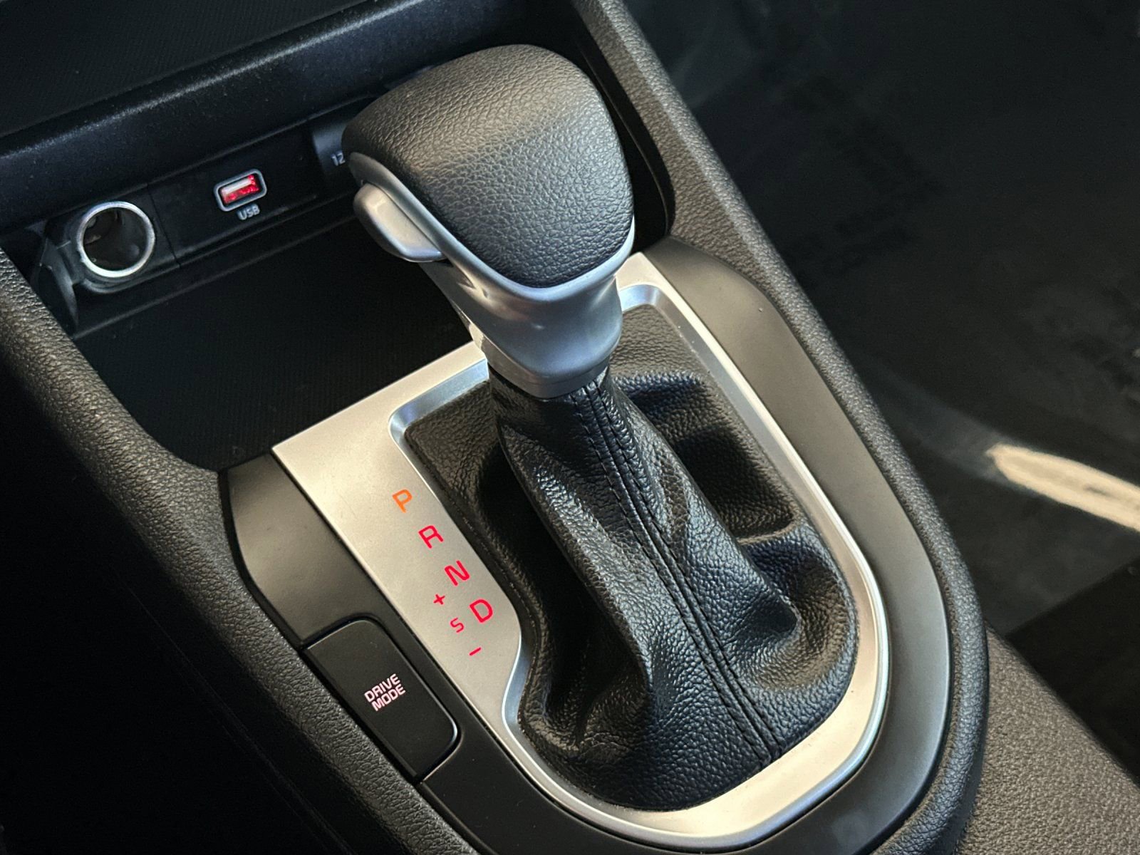 Certified 2023 Kia Forte LXS FWD image 27