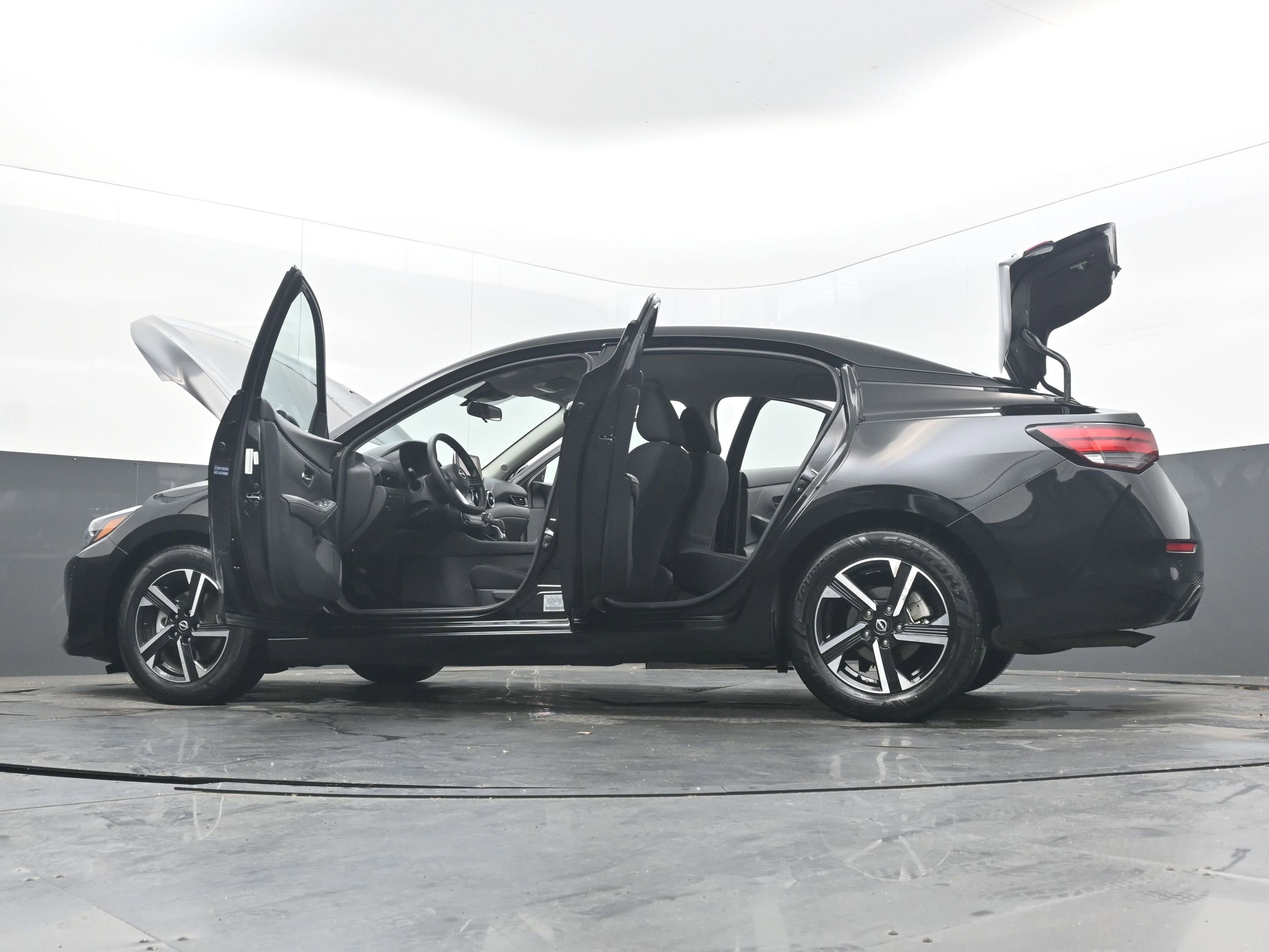Used 2025 Nissan Sentra SV FWD image 43