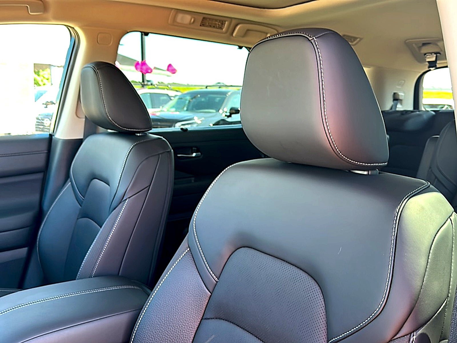 New 2026 Nissan Pathfinder SL w/ SL Premium Package FWD image 11