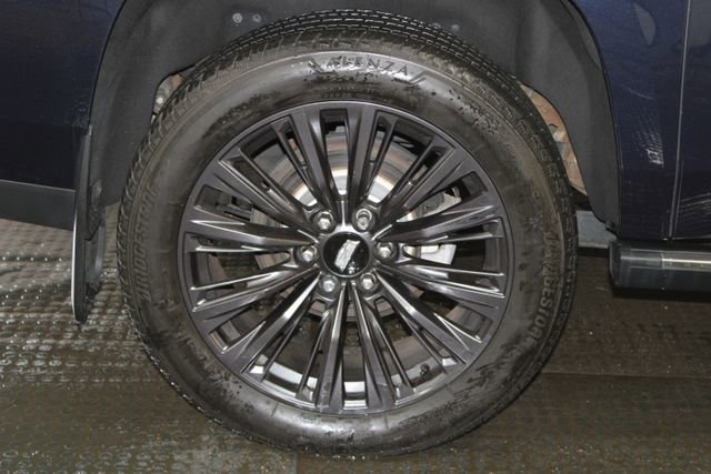 Used 2019 Cadillac Escalade ESV Premium Luxury image 43