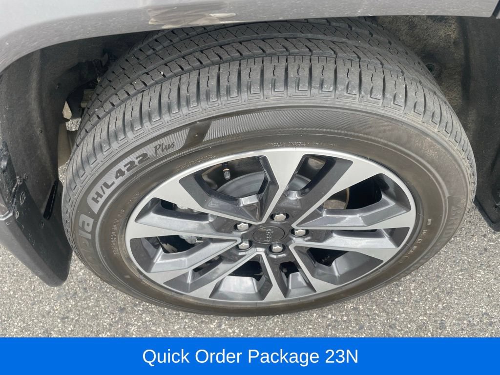 Certified 2025 Jeep Grand Cherokee L Overland w/ Advanced Protech Group III AWD/4WD image 13