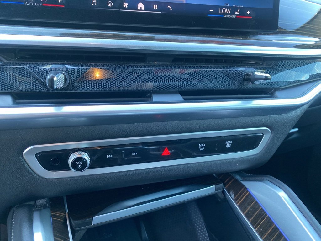 Used 2024 BMW X6 xDrive40i image 18