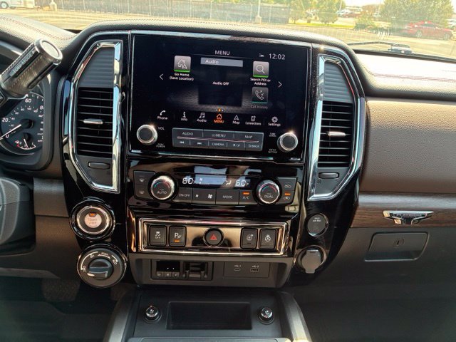 Certified 2023 Nissan Titan Platinum Reserve w/ Moonroof Package AWD/4WD image 14