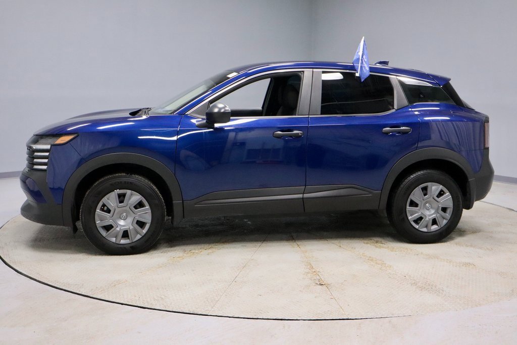 Certified 2025 Nissan Kicks S image 7