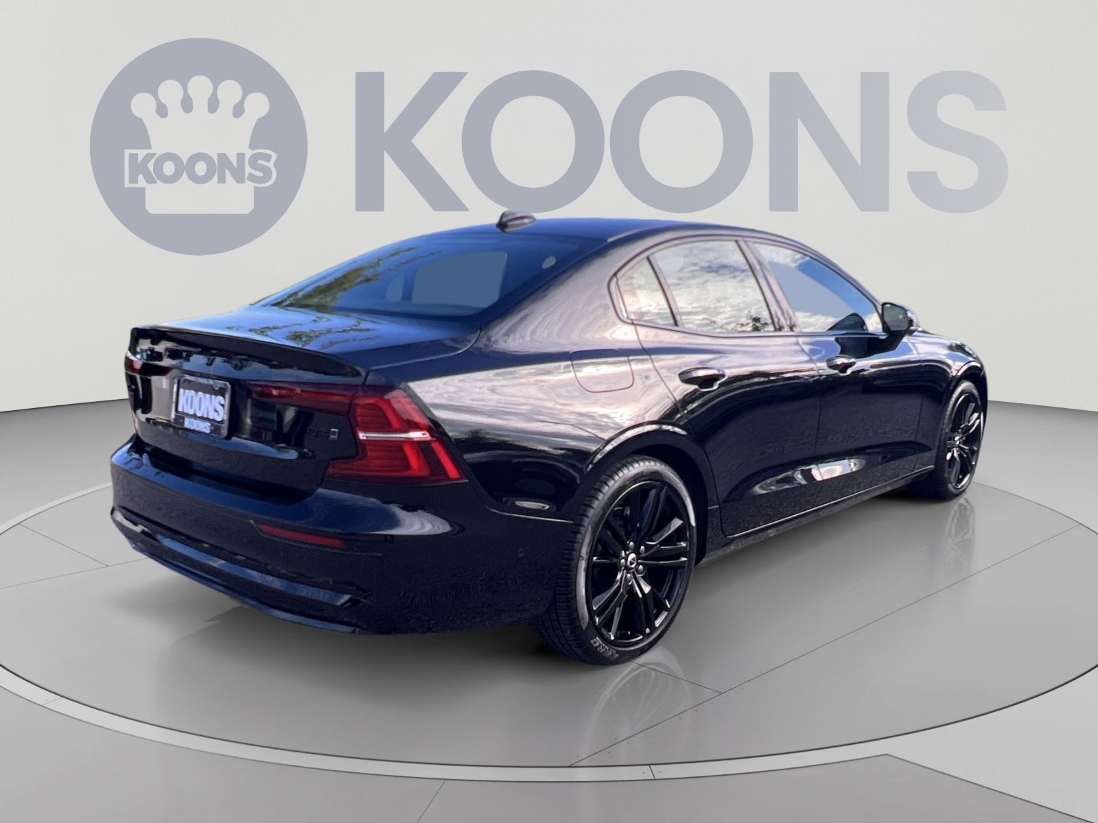 Used 2024 Volvo S60 B5 Plus w/ Climate Package AWD/4WD image 7