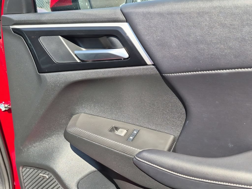 Used 2025 Mitsubishi Outlander SE AWD/4WD image 35