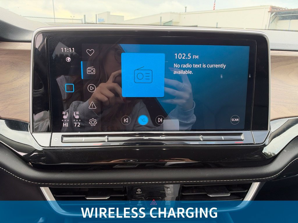 Used 2025 Volkswagen Atlas SE AWD/4WD image 19