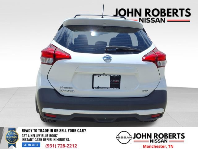 Used 2019 Nissan Kicks SR w/ SR Premium Package FWD image 15