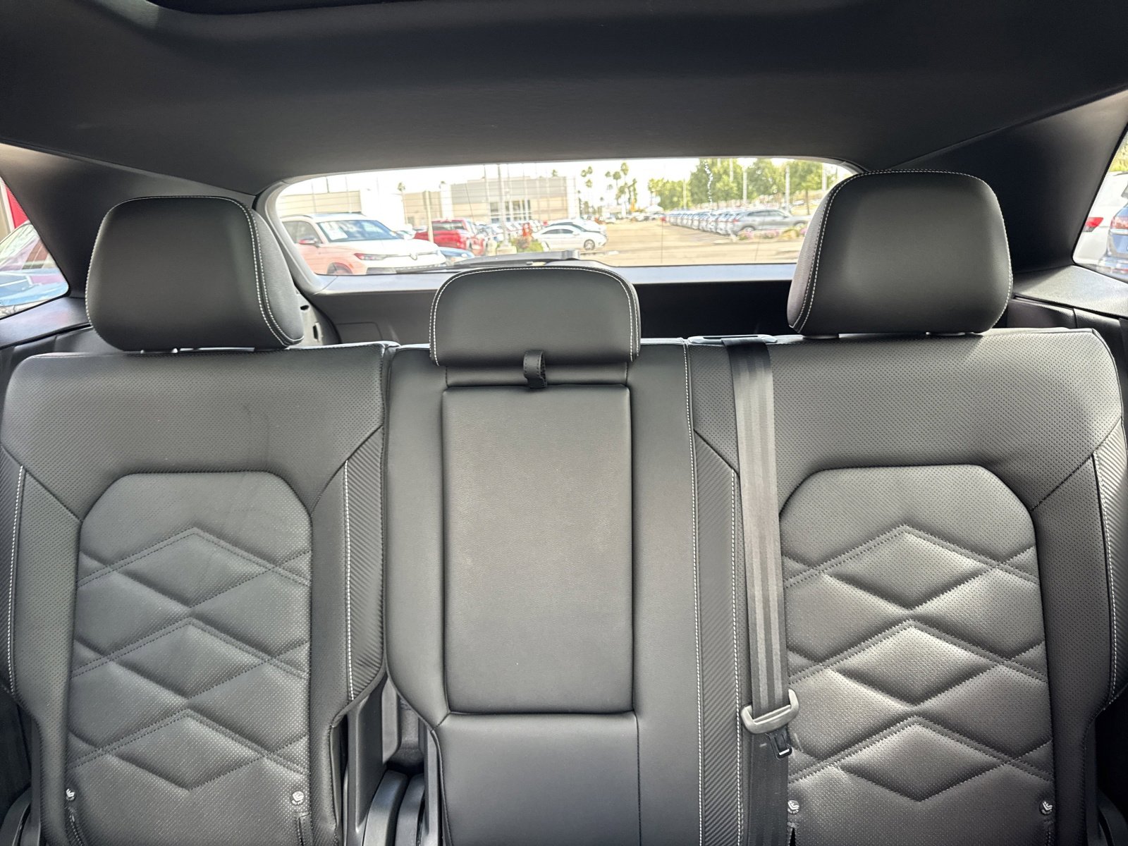 New 2026 Volkswagen Atlas Cross Sport SE image 16