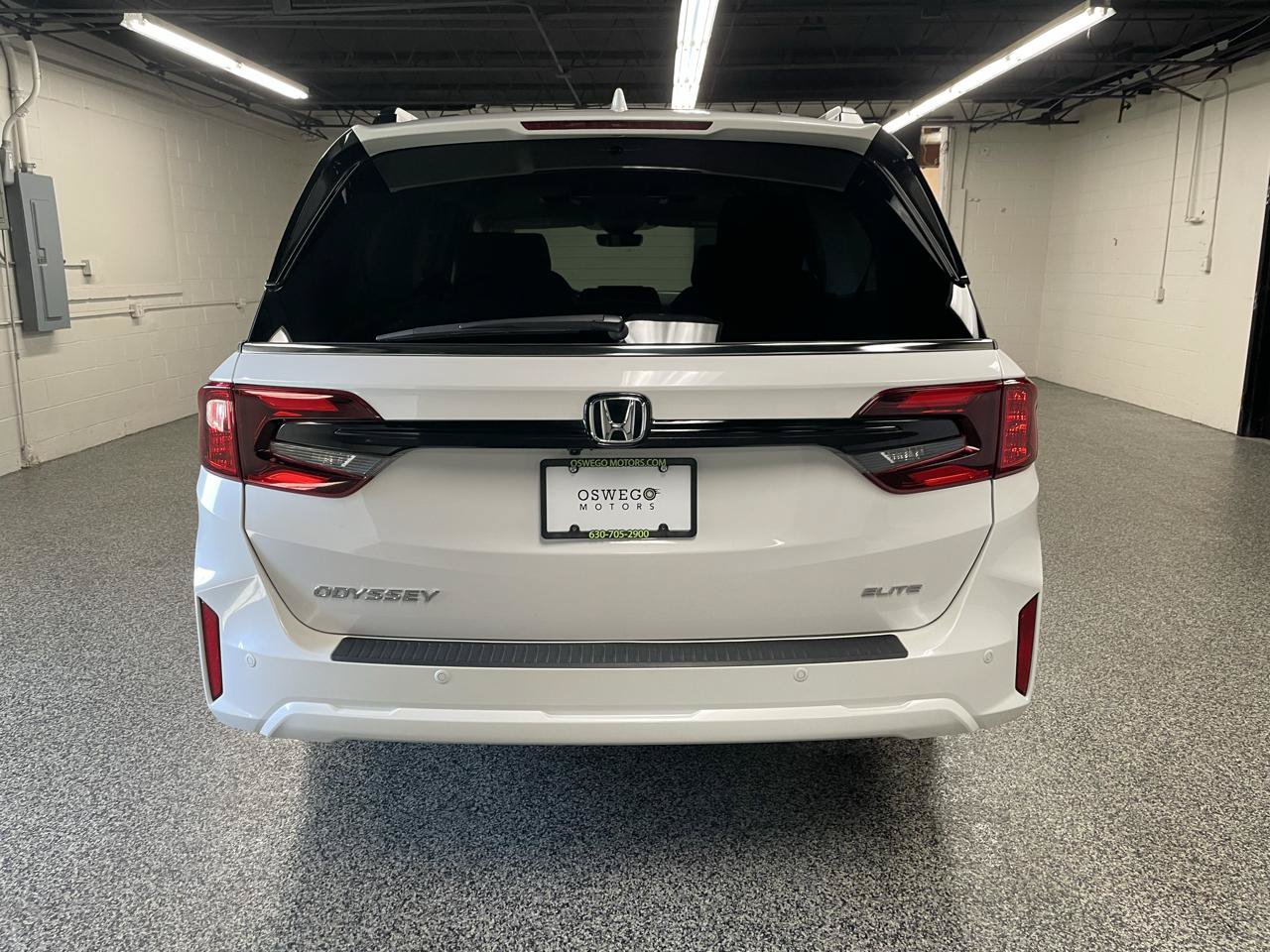Used 2026 Honda Odyssey Elite image 7