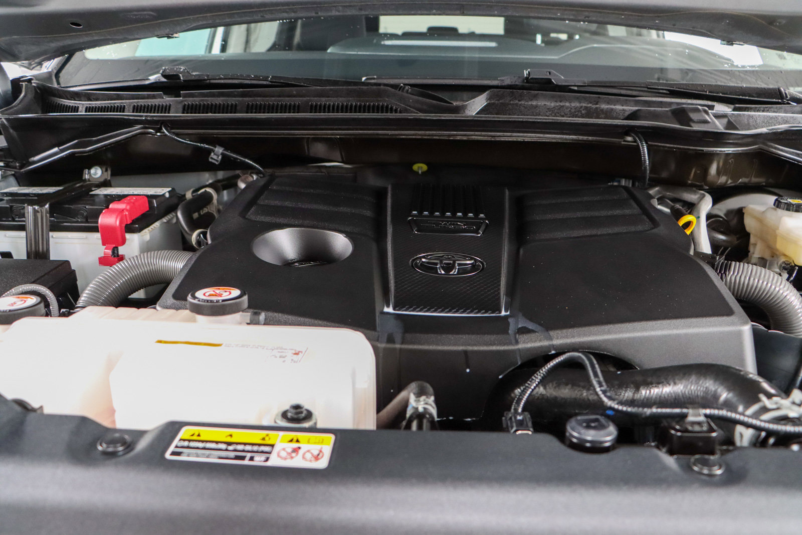 Used 2024 Toyota Tundra SR5 AWD/4WD image 31