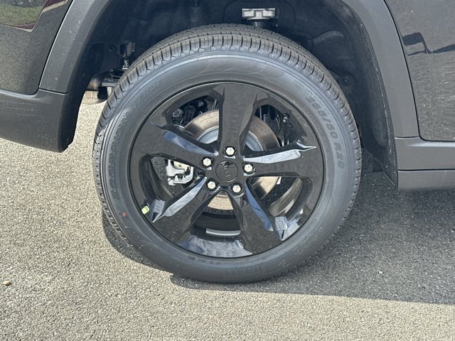New 2026 Jeep Grand Cherokee Limited w/ Limited Altitude Package AWD/4WD image 20