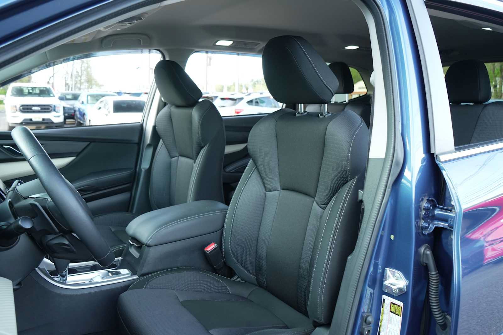 Used 2022 Subaru Ascent Premium w/ Convenience Package AWD/4WD image 18