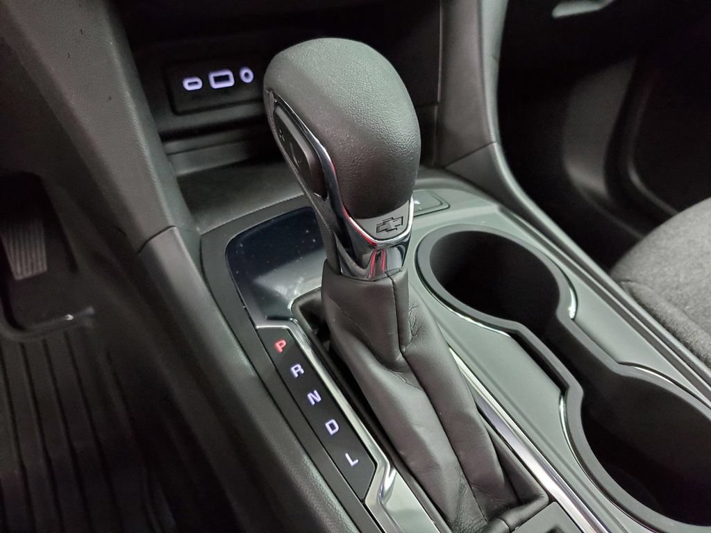 Used 2024 Chevrolet Equinox LT FWD image 19