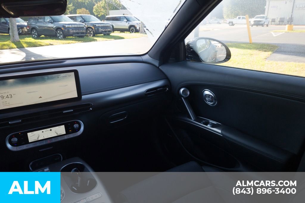 Used 2024 Genesis GV60 Advanced image 17