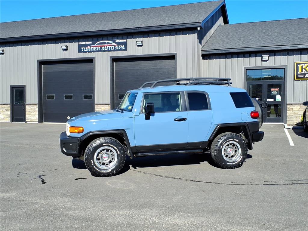Used 2014 Toyota FJ Cruiser 4WD image 4