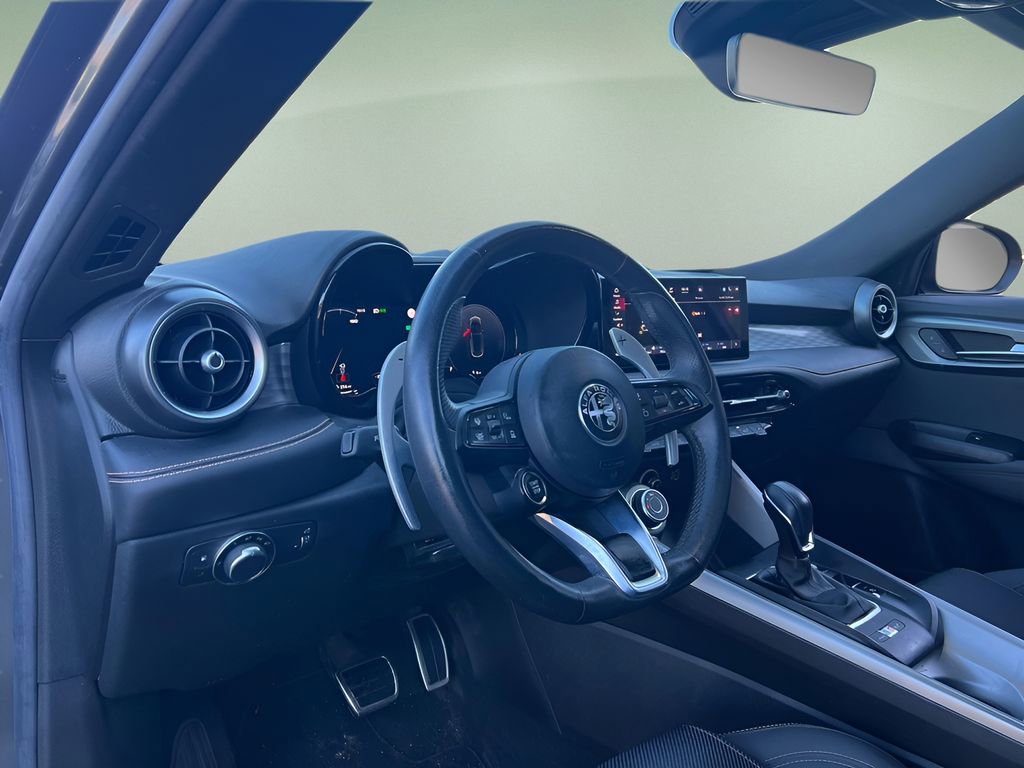 Used 2024 Alfa Romeo Tonale Ti w/ Active Assist Package image 11