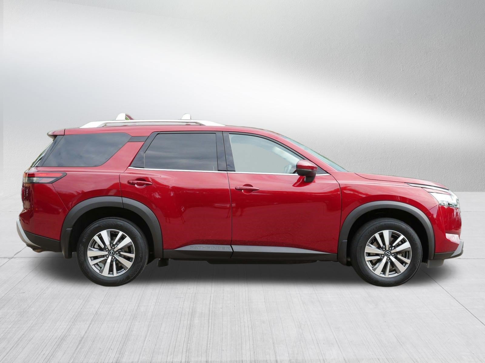 Certified 2024 Nissan Pathfinder SL AWD/4WD image 8