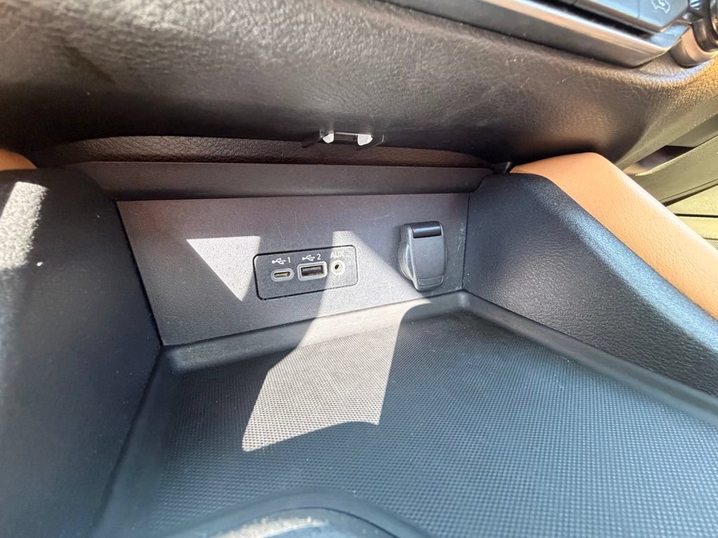 Used 2021 Nissan Sentra SV w/ SV Premium Package FWD image 26
